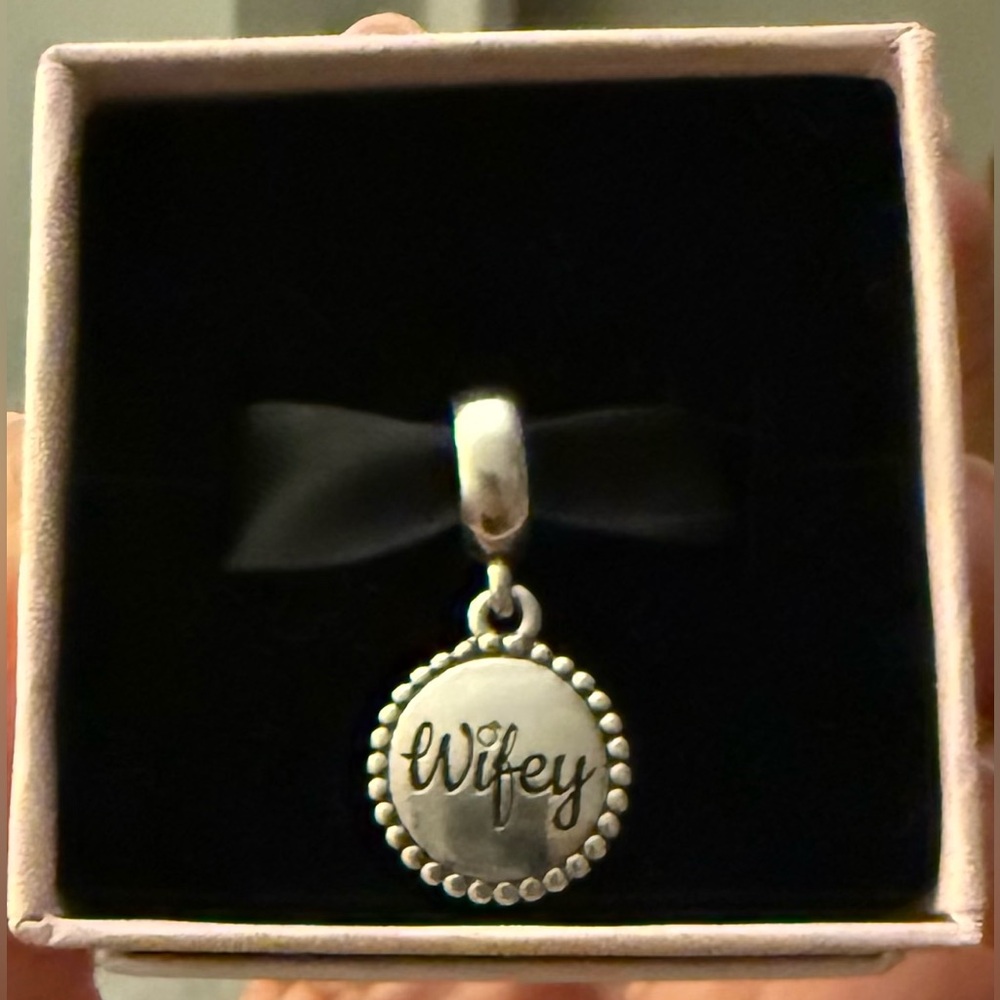 Retired Pandora Wifey Charm